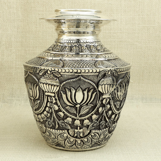 Ornate Silver Kalash – Symbol of Purity & Prosperity