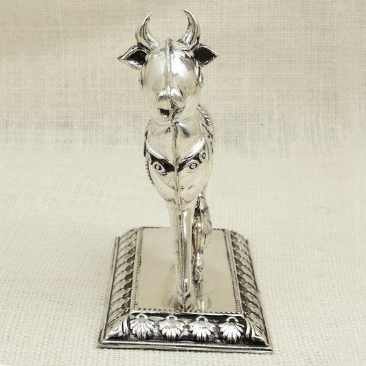 Graceful Silver Nandi Idol – Symbol of Devotion and Strength on Ornate Base