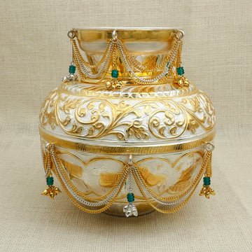 Ornate Silver Ghada with Gold Plating – Embellished with Chains & Engraved Motifs