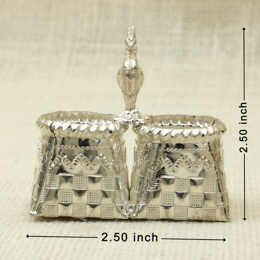 Kankavati HP – Ornate Silver Peacock Box with Textured Base