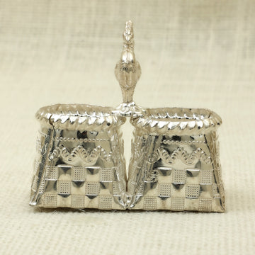 Kankavati HP – Ornate Silver Peacock Box with Textured Base
