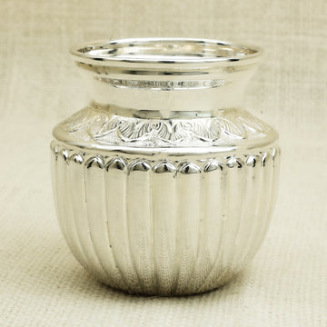 Antique Silver Kalash with Vertical Ribbed Design – Elegant Traditional Finish