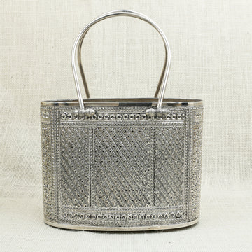 Elegant Silver Handbag with Intricate Handcrafted Detailing