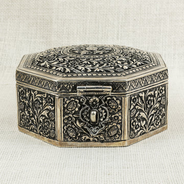 Ornate Silver Octagonal Box – Exquisite Handcrafted Storage