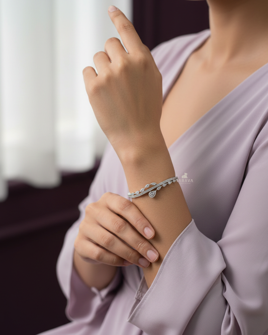 Solitaire Spark Silver Kada