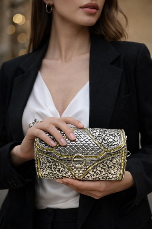 Scallop Motif Heritage Silver Clutch