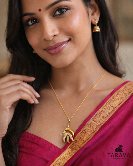 Golden Flame Silver Polki Pendant Necklace