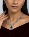 Emerald Glow Silver Necklace Set