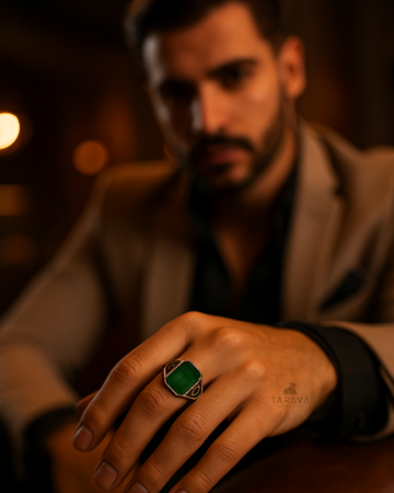 Vintage Green Stone Ring