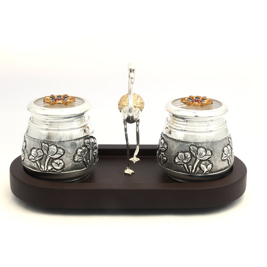 Elegant Silver Bhand Set with Floral Engravings