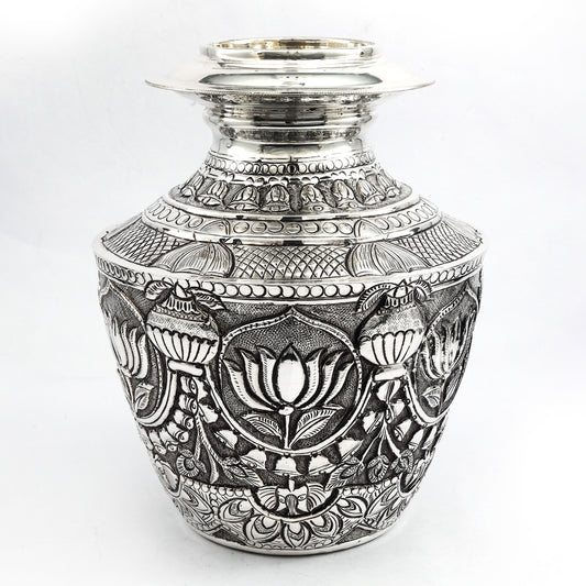 Ornate Silver Kalash – Symbol of Purity & Prosperity