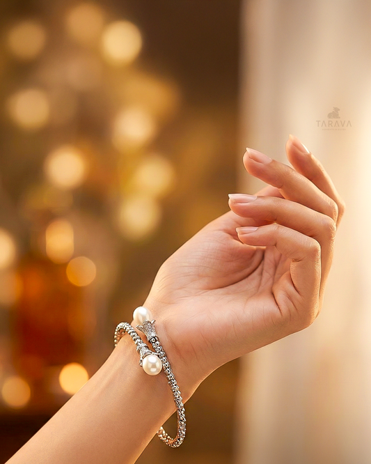 Moonstone Crown Kada
