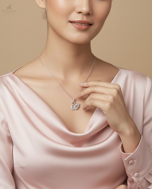 Graceful Swan Silver Pendant With Chain